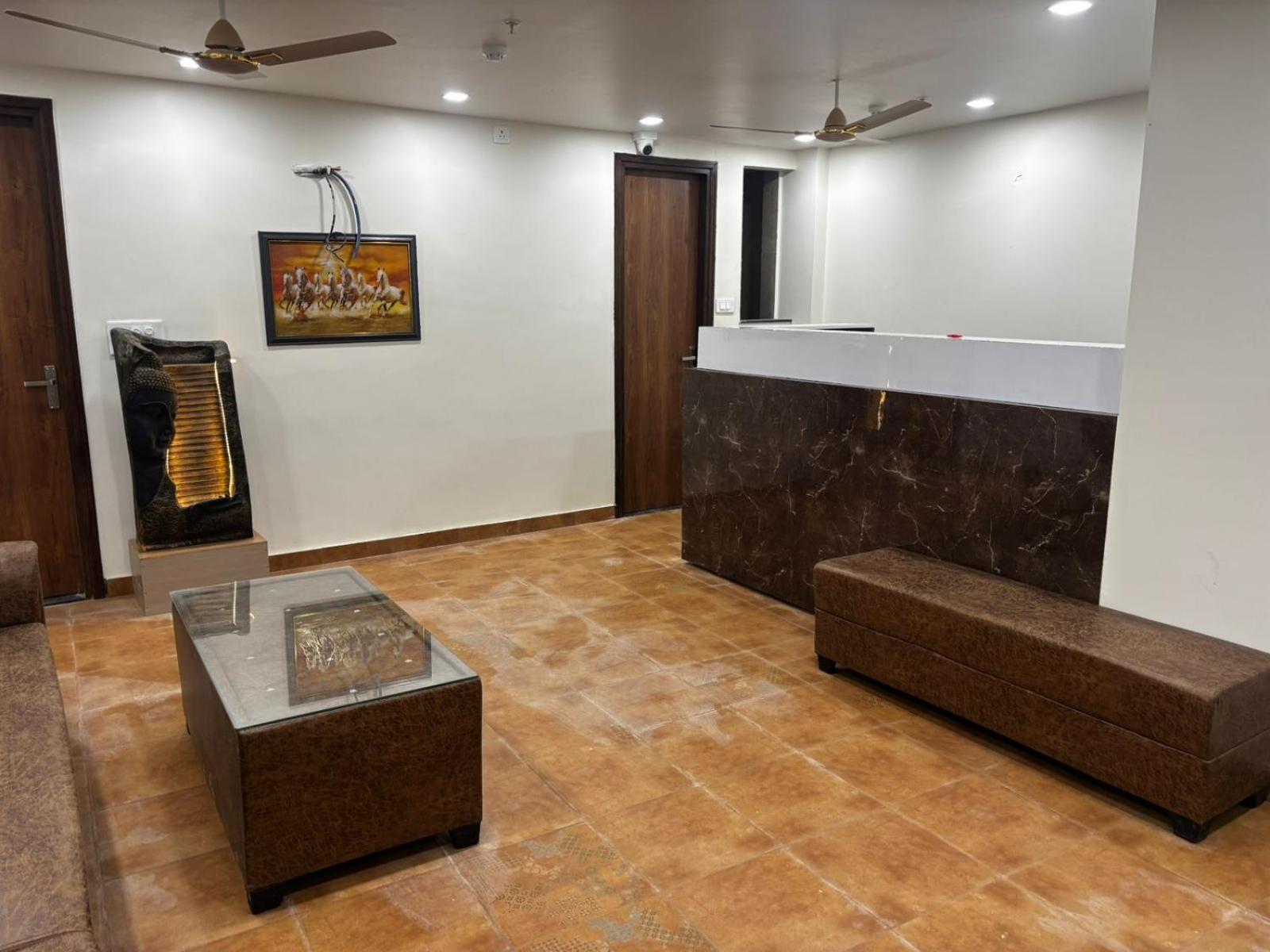 Nirvana Inn Prayagraj Exterior photo